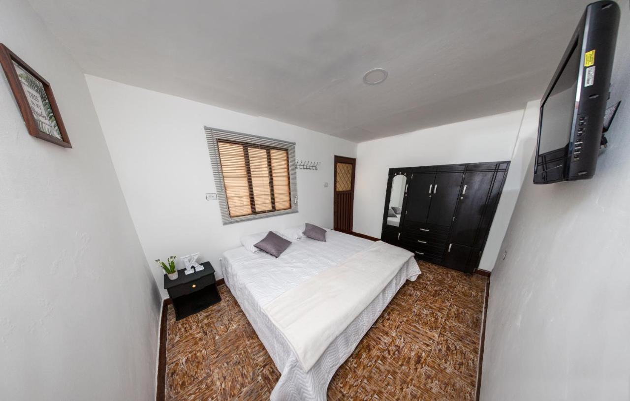 Komodo Alojamiento- Hostal Autoservicio - Ubicado Muy Cerca Al Centro Historico -Habitaciones Con Bano Privado, Wifi , Cama 2X2 Popayan Εξωτερικό φωτογραφία