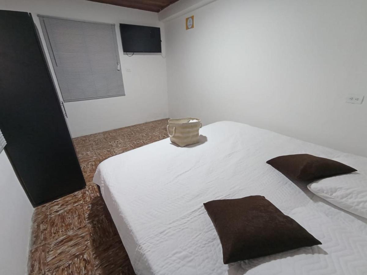 Komodo Alojamiento- Hostal Autoservicio - Ubicado Muy Cerca Al Centro Historico -Habitaciones Con Bano Privado, Wifi , Cama 2X2 Popayan Εξωτερικό φωτογραφία