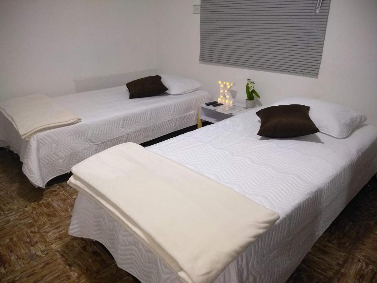 Komodo Alojamiento- Hostal Autoservicio - Ubicado Muy Cerca Al Centro Historico -Habitaciones Con Bano Privado, Wifi , Cama 2X2 Popayan Εξωτερικό φωτογραφία